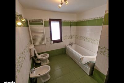 Casă cu 4 camere cu Teren 2676 Mp în Central - 14