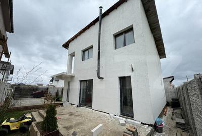 Casa P+1 cu 3 camere, 80 mp utili, 205 mp teren, zona Aeropo Casa P+1 cu 3 camere, 80 mp utili, 205 mp teren, zona Aeropo - 2