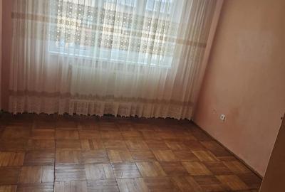 Apartament cu 2 camere decomandat în Dărmănești - 2
