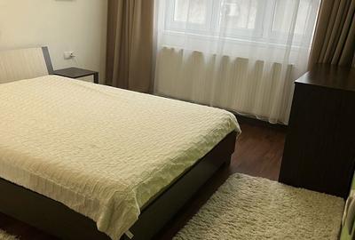 Apartament cu 3 camere decomandat în Central - 8