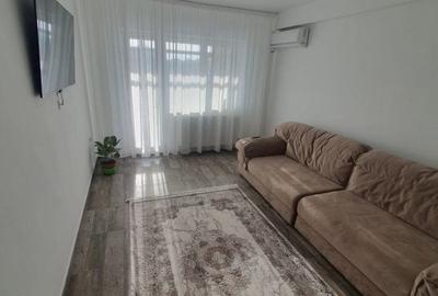 Apartament cu 3 camere decomandat, mobilat în Podu Roș
