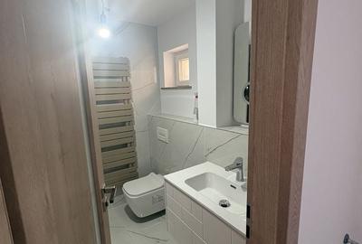Apartament cu 3 camere decomandat în Astra - 5