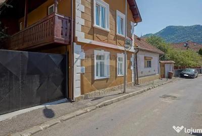 Casă cu 5 camere cu Teren 264 Mp în Centrul Istoric