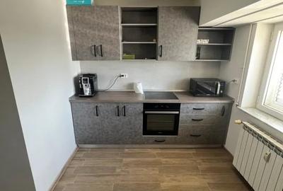Apartament cu 4 camere semidecomandat în Unirii - 3