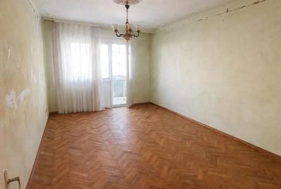 Apartament cu 3 camere decomandat în Central - 2