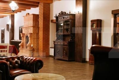 Conac de vanzare 7 camere cu bai proprii, crama, ciubar ? - 11