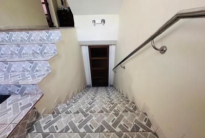 Casa de vanzare - 6 camere - Str. Darmanesti, Piatra Neamt - 11