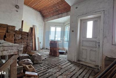 Casă cu 4 camere în Gura Văii - 10
