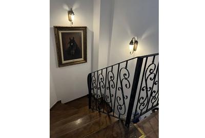 Apartament cu 4 camere în Central - 7