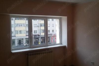 Apartament cu 2 camere decomandat în Central - 2