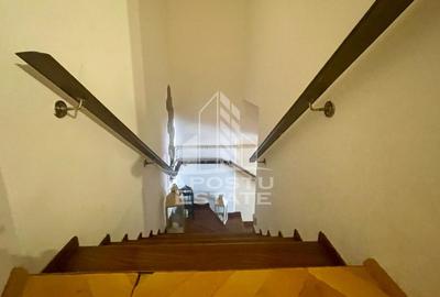 Apartament cu 3 camere decomandat, mobilat în UTA - 9