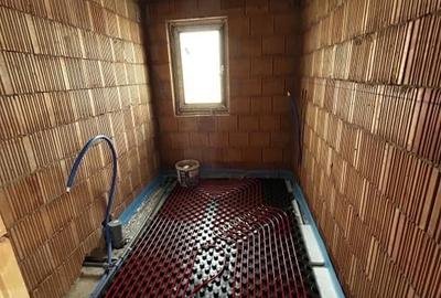 Duplex cu 5 camere cu Canalizare în Chinteni - 6