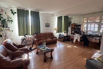 Casă cu 4 camere cu Teren 1400 Mp în Central - 15