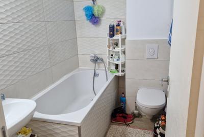 Apartament cu 3 camere decomandat în Iancului - 2