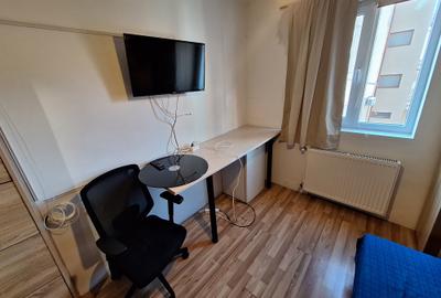 200 euro!!!Garsoniera Et 2 Zona Complexul Studentesc - 3