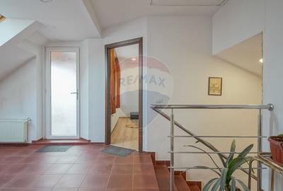 Casă cu 6 dormitoare, fiecare cu baie proprie - Str. Morii, Brașov! - 28