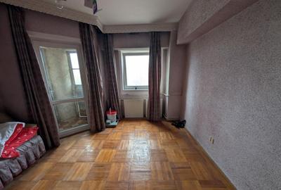 Garsoniera ultracentrala vedere la Parcul Catedralei - 3