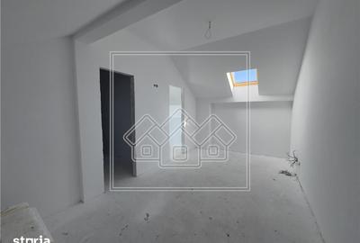 Apartament cu 3 camere în Cristian - 2
