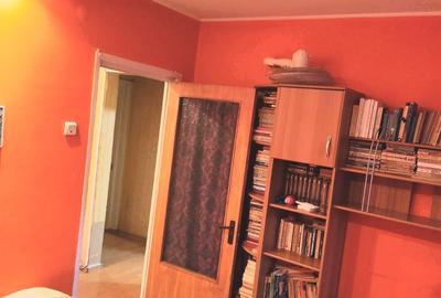 Apartament cu 3 camere decomandat în Alexandru cel Bun - 9