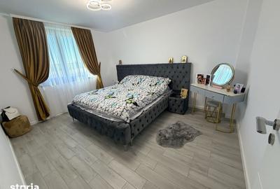 Casă cu 5 camere cu Teren 603 Mp în Glina - 4