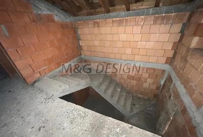 Casă cu 6 camere cu Teren 1325 Mp în Uliuc - 10