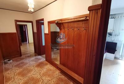 Apartament 3 camere semidecomandat, zona centrala, Piatra Neamt - 1