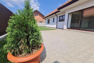 In stil mediteranean, curte proprie, 4 camere, terasa, pod mansardabil, Harman, - 18