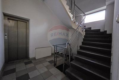 De vanzare cladire de birouri Bd. Mamaia - Constanta - 20