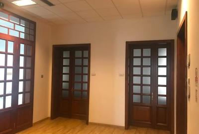 Imobil deosebit , ultracentral - de închiriat ! - 12