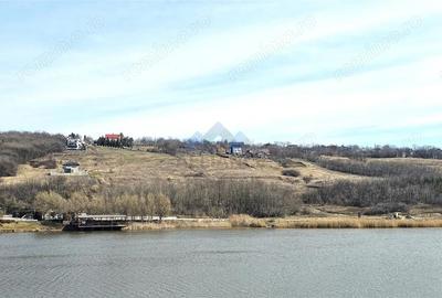 Teren de 3300 mp, în Aroneanu - 2