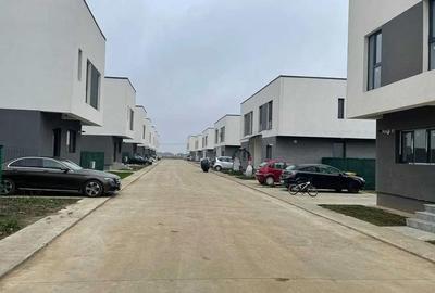 Casă cu 4 camere cu Teren 300 Mp în Tunari - 3