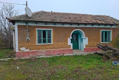 Casă individuală cu 2 camere cu Teren 1000 Mp în Pecineaga - 2