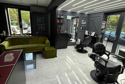 Spațiu comercial, de 43 mp, în Central - 4