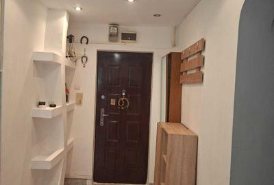 Apartament cu 3 camere decomandat, mobilat în Lacul Tei - 2