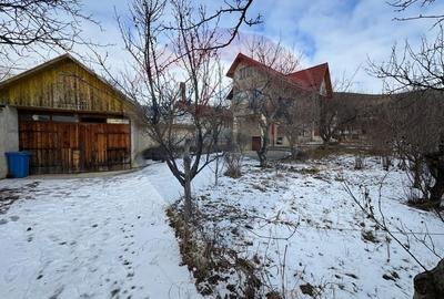 Casă cu 6 camere cu Teren 1263 Mp în Dărmănești - 60