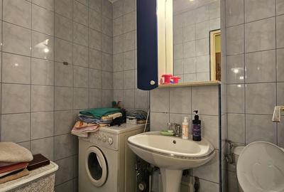Apartament 4 camere, etaj 2 zona Ion Creanga - 9