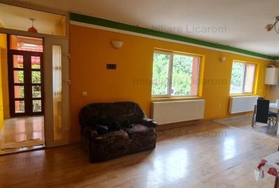 Vila singur in curte Astra, 2 apartamente, 6 camere,teren 403 mp