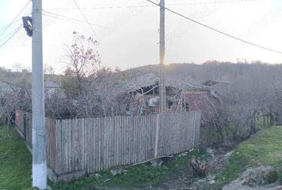 Teren de 811 mp, în Căscioarele - 2