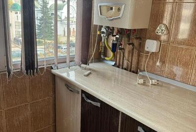 Apartament cu 3 camere decomandat în Central - 2