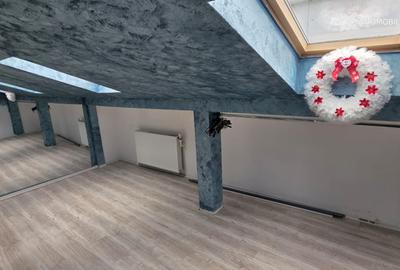 Casă individuală cu 8 camere cu Canalizare în Central - 12