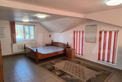 Spa?iu comercial multifunc?ional cu etaj, 104 mp, zona Bur - 12