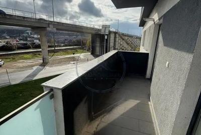 Apartament cu 3 camere decomandat în Sud - 4