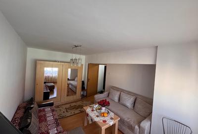 Apartament cu 3 camere decomandat în Vitrometan - 2