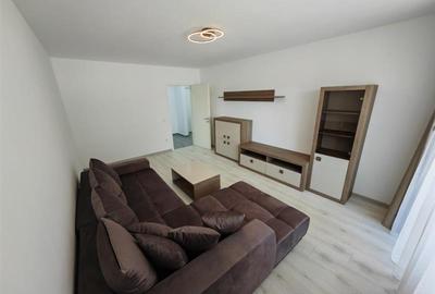 Apartament cu 2 camere decomandat, mobilat în Tractorul - 1