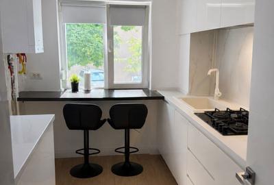 Apartament cu 3 camere decomandat în Faleza Nord - 8