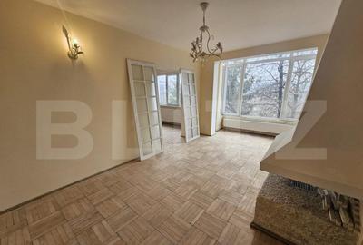 Apartament cu 2 camere semidecomandat în Hunedoara