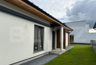 Casa individuala de 3 camere, 90mp, curtea 350mp, zona Sanic - 2