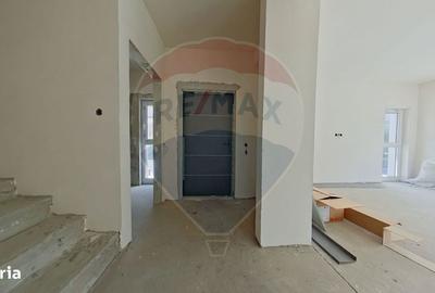 Casă cu 4 camere în Central - 6