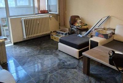 Ocazie! Apartament 3 camere - Tomis Nord - 117.000 euro (Cod E11) Ocazie! Apartament 3 camere - Tomis Nord - 117.000 euro (Cod E11) - 2