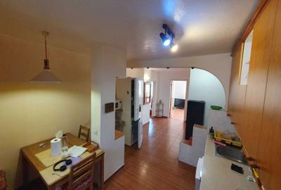 Apartament cu 4 camere decomandat în Dobroești - 8